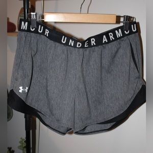 Women’s under armor shorts, size extra large